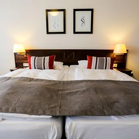 Sylter Hof Hotell 3*